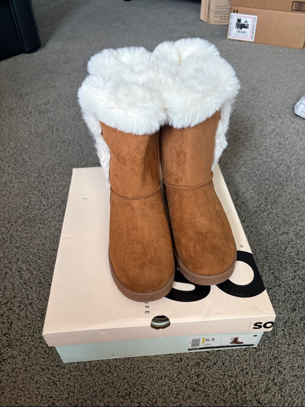 New Women’s Abigail Faux Suede Winter Boots White Fur Trim Brown Chestnut 6.5